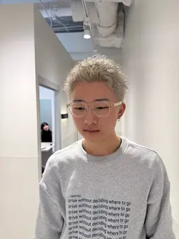 【土・日曜日限定】カット＋カラー