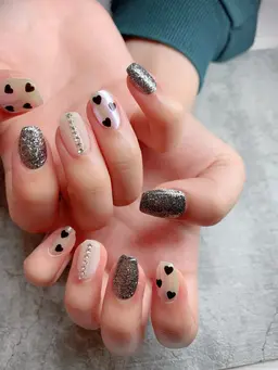 デザイン持ち込みOK‼︎ジェル6本アート💅🏻新規off無料