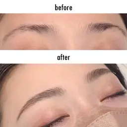 ハリウッドブロウリフト(眉毛癖改善パーマ)◾︎WAX脱毛、アフターメイク付き!