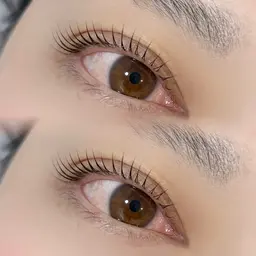 【次世代まつ毛パーマ】パリジェンヌラッシュリフト✨《ｹｱﾄﾘｰﾄﾒﾝﾄ&ｱｲｼｬﾝﾌﾟｰ付》