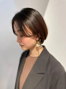 冬色⛄️透明感カラー + 髪質改善トリートメント　🏷️9800yen