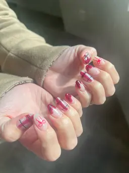 【3月2日限定6%OFFクーポン✨】ハンドネイル:Miku限定定額デザイン(付け替えオフ無料)