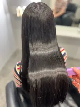 【💜12月限定💜】ツヤ縮毛矯正➕カット　¥12,000🌟