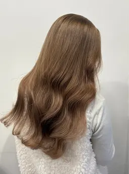 🩵ブリーチリタッチ➕オンカラー➕トリートメント🩵