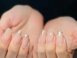 オフなし★長さ出し10本＋ネイリストにお任せシンプルデザイン