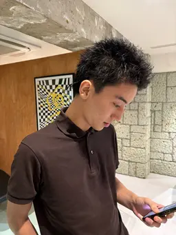 ♻️前回来店から2ヶ月以内限定クーポン♻️〈カット+カラー+炭酸泉シャンプー+トリートメント〉