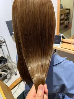 ミニモ限定【新規様】髪質改善ミネコラトリートメント+カラー