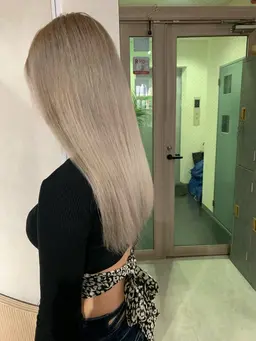 【2月のご新規様限定】2ブリーチデザインカラー+1ST 23100円➡︎15400円