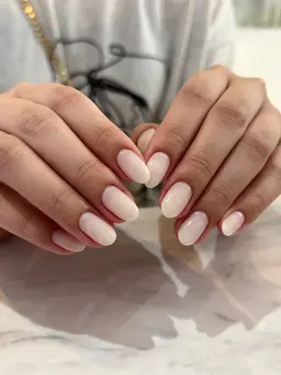 minimo限定価格🍓［ ハンド,オフ無料 ］ワンカラーorグラデーション