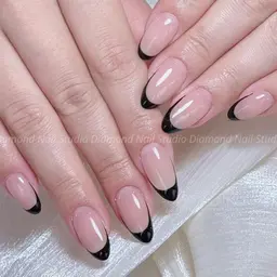 12月⭐️オフ無料⭐️ 【カラーフレンチ】★🎁パーツ２個プレゼン