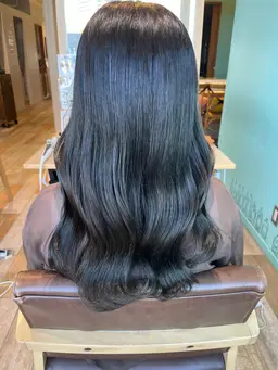 カラーモデル様募集中💓ワンカラーのみ。《お時間ご相談》他の練習中のスタッフが担当します。担当者が異なるため口コミ不可