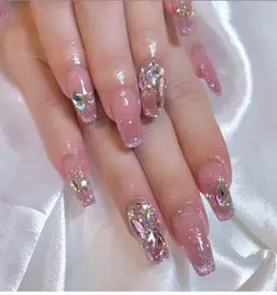 長さだし10本+ワンカラー🩷ストーン2個付け💫