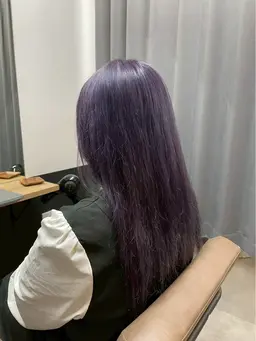 カット➕全頭ブリーチ➕カラー