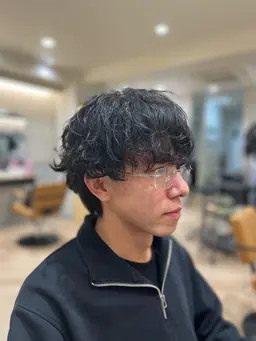 ミニモ学割メンズカット+パーマ（曲がる縮毛矯正、特殊パーマ可）