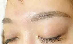 【🧡憧れの美眉⭐︎アイブロウワックス脱毛/眉毛エクステ🧡】通常¥15,000→🥺3/30限定で無料に✨