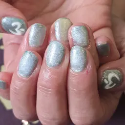 マグネットネイル