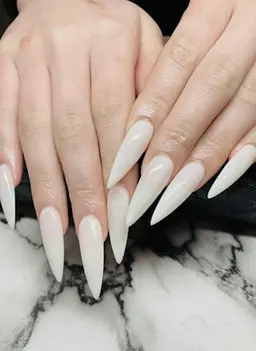 《前回施術より30日超えて来店》ジェルチップ(長さ出し)ワンカラー/オフ込み 8,800円