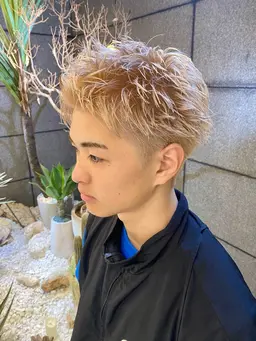 🐺メンズハイトーンカラー🐺【ブリーチ込みダブルカラー】＋¥1650でケアブリーチに変更✨