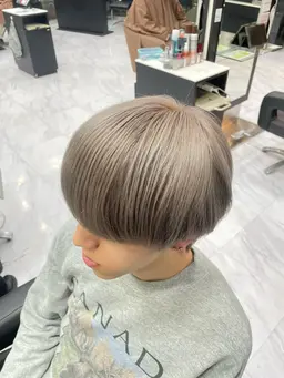 🩵メンズご新規様限定🩵ケアブリーチ➕艶カラー＋トリートメント