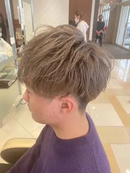 カット＋ブリーチオンカラー＋ダメージケアTR