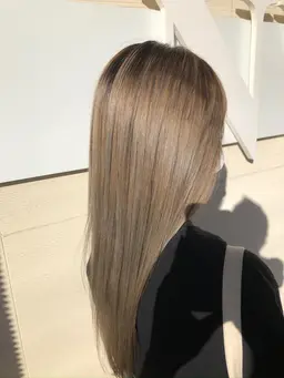 ✨ダメージでお困りの方✨カット+最上級髪質改善ブリーチ毛でもサラサラに