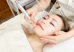 【新規】美肌フェイス　高濃度美容液注入　ハイパージェット