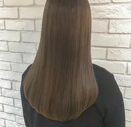 カット＋イルミナカラー＋髪質改善トリートメント‼️