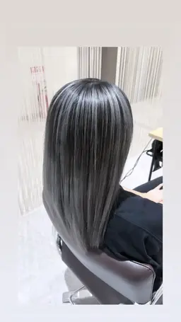 ⚡️🖤うる艶バレイヤージュ🩶⚡️