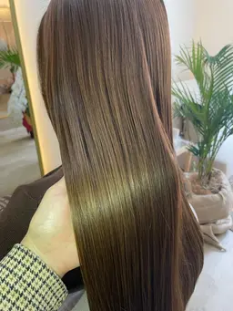 似合わせカット+美髪トリートメント+リフトアップ美顔器ヘッドスパ15min