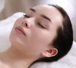 【顔光脱毛】お顔まるごと脱毛+シェービング付１回\3500/化粧ノリの良さ驚愕!敏感肌◎支払い現金