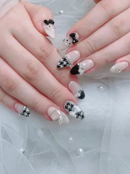 自爪持ち込みデザイン6本アート