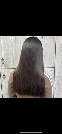 🫧つやつや🫧 〖カット✂️〗➕〖縮毛矯正🪞〗➕〖トリートメント🧴〗 ￥13330