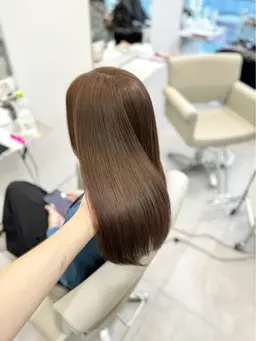 なりたいカラーになれちゃう💖【トレンドカラー➕トリートメント超音波アイロン付き⭐️】ロング料金なし‼️