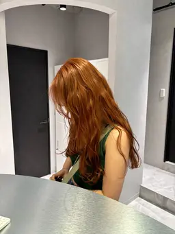 🍒25歳以下限定🍒ハイトーン《ブリーチ有りWcolor+サラ艶トリートメント+超音波アイロン付き》⋆✴︎˚。⋆