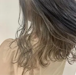 ✨【インナーカラー】or【イヤリングカラー(-1100円)】(ブリーチ込み) & トリートメント✨