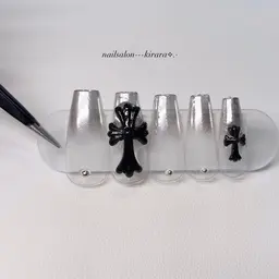 クロムネイル✝️