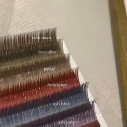 ⌇﻿エクステオフのみ👀🪄︎︎他店さまオフも🉑🧡✨️⌇﻿