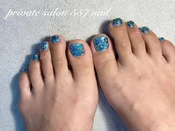 フットネイル　【オフなし】ワンカラー・ラメ・ミラーネイルケア込みカラー変更OK