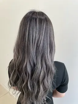 💫ハイライト💫（ブリーチ＋オンカラー）