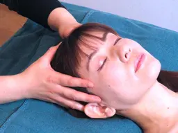 初回限定☆【凝り固まった頭皮の血行促進】足湯＋炭酸ドライヘッドスパ 60分¥7590→¥5790