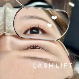 まつ毛パーマ上