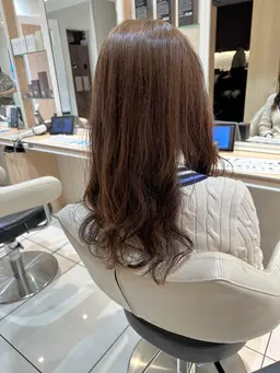 🌿乾かすだけでコテで巻いたような仕上がりに🌿カット＋デジタルパーマ＋内部補修トリートメント 180分