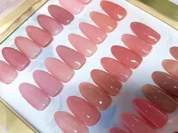 オフィスOK💝《オフ無》ちゅるんナチュラルワンカラー❤️       透け感 × 肌なじみ“手が綺麗に見える色”