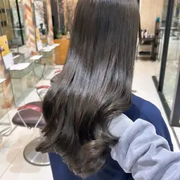 ✂️カット＋高発色アドミオカラー＋トリートメント🫧