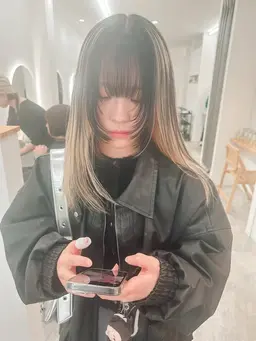 【デザイン】カット+インナーカラー／イヤリングカラー／アンブレラカラー／グラデーションカラー、etc+濃密トリートメント