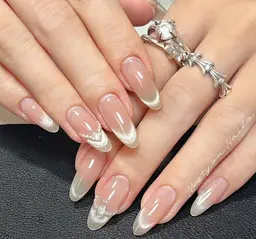 🌸🌸大人気マグネットフレンチ/チックネイル/ミラーフレンチ/ ガラスフレンチ🌸🌸