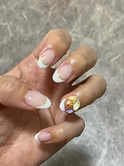 パラジェル使用！ フレンチ(オフ、ファイリング、ケア込)