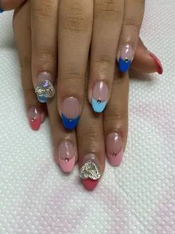 フレンチ　ストーン、アート　+ 300円​〜​