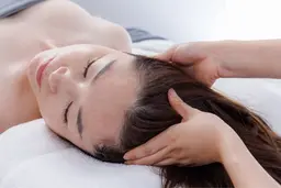 【極上リラクゼーション♪】肩こりデコルテ+超絶睡眠ドライヘッドスパ60分5980円