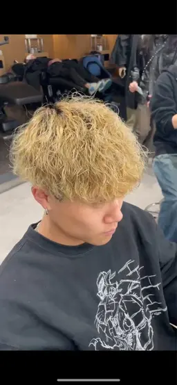 🔥垢抜けたいメンズはこちら🔥メンズカット+ブリーチありorなしダブルカラー